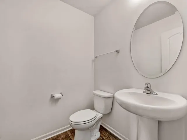 $3,300 | 1464 Lakeridge Court, Unit 1464, Mundelein, IL 60060