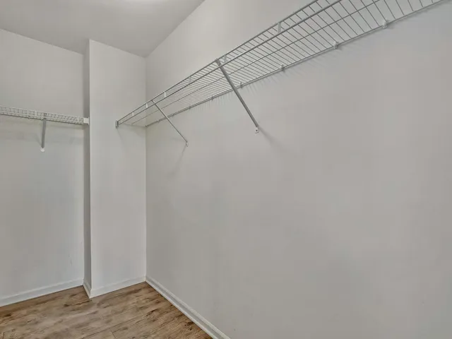 $3,300 | 1464 Lakeridge Court, Unit 1464, Mundelein, IL 60060