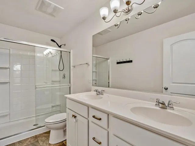 $3,300 | 1464 Lakeridge Court, Unit 1464, Mundelein, IL 60060