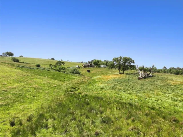 $880,000 | 7497 McCourtney Road, Lincoln, CA 95648