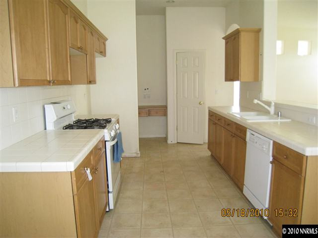 1769 Big Boulder Drive Reno, NV 89521 - Photo 4 of 7 Photo 4