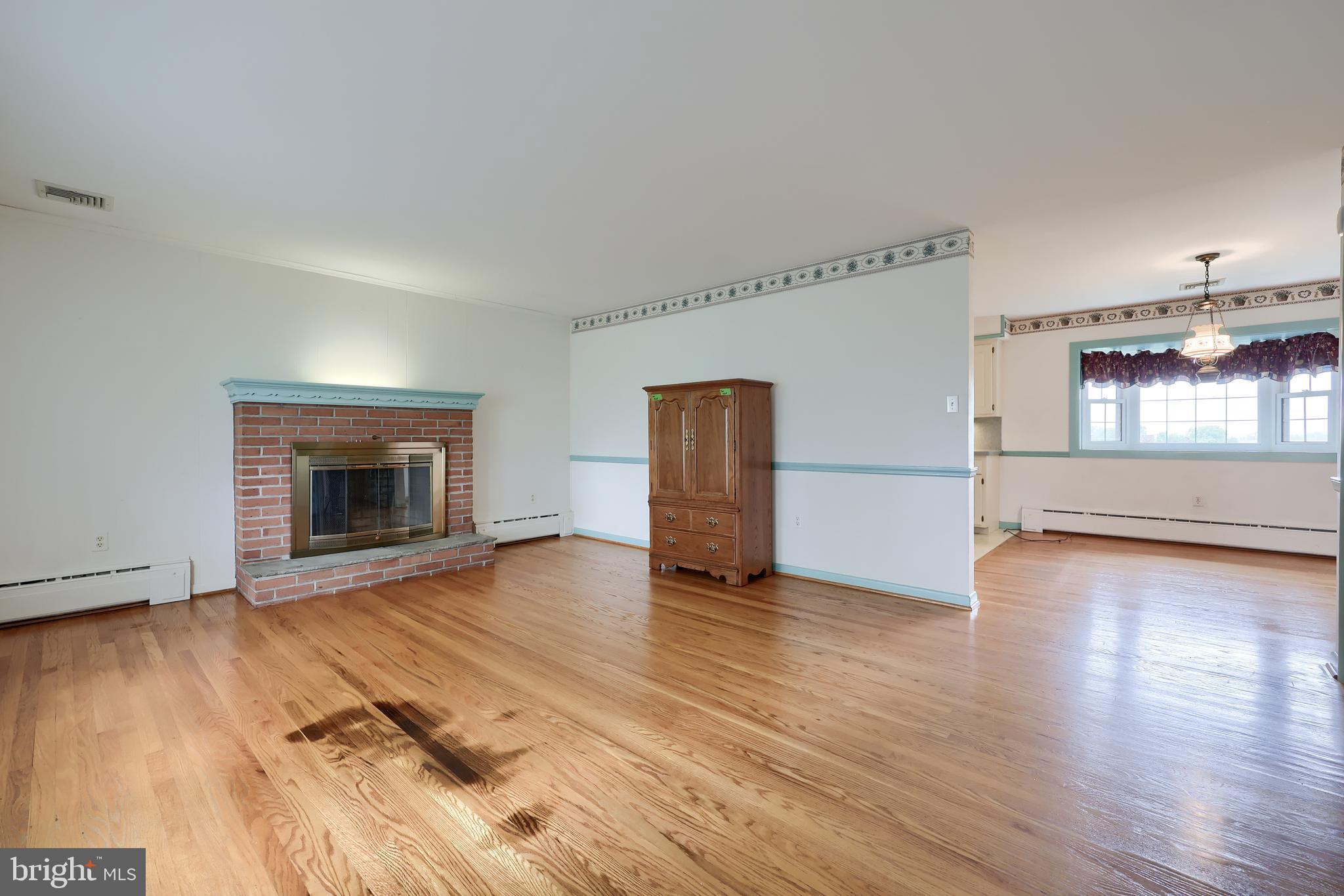124 Sprecher Road Willow Street, PA 17584 - Photo 4 of 49 Gallery Image 4