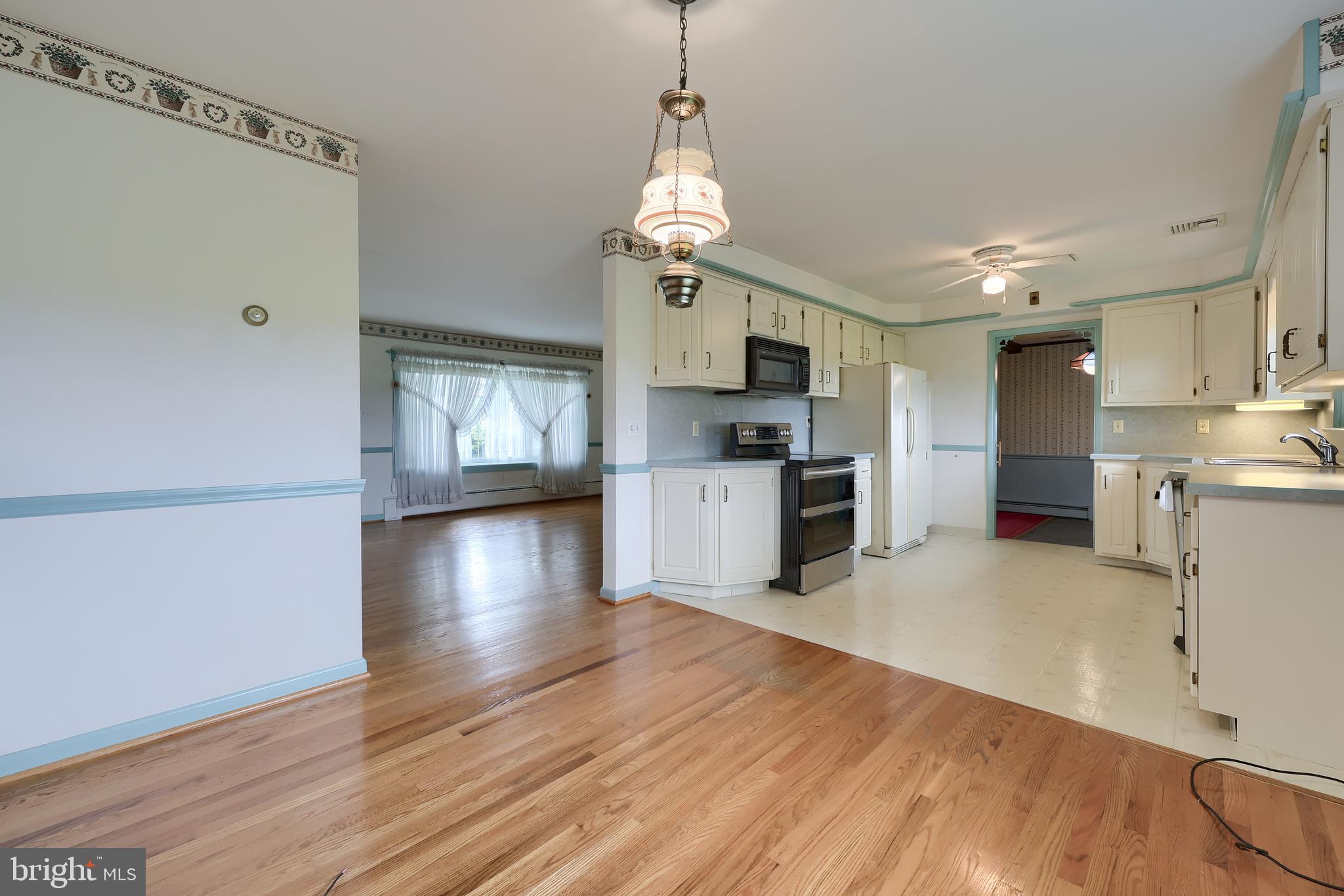 124 Sprecher Road Willow Street, PA 17584 - Photo 10 of 49 Gallery Image 10