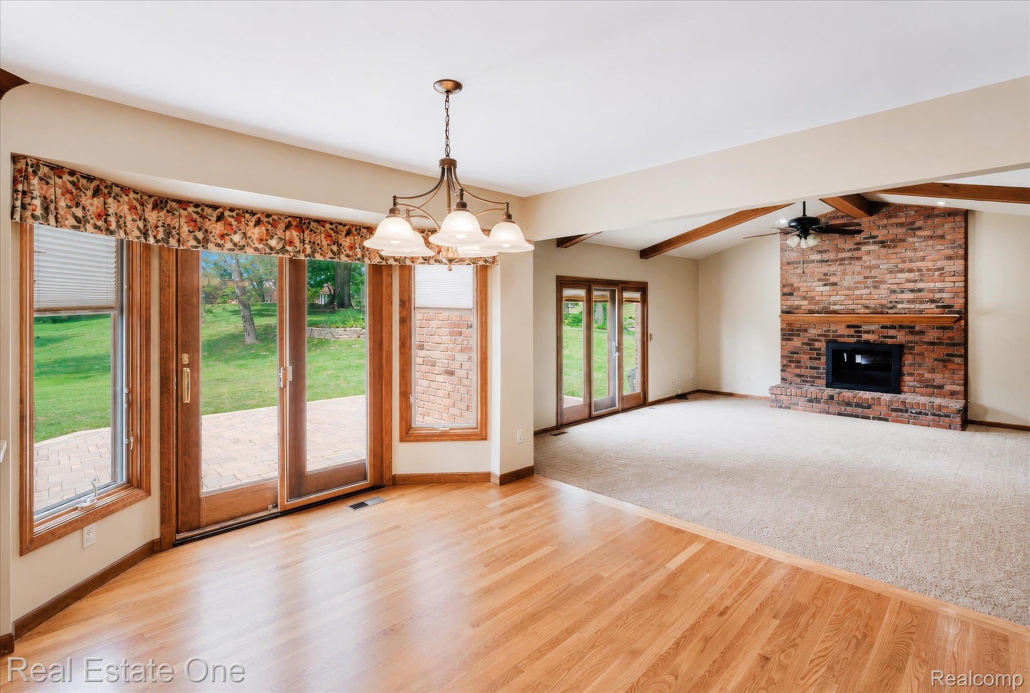 3393 Charlwood Drive Rochester, MI 48306 - Photo 17 of 60 17-021.jpg