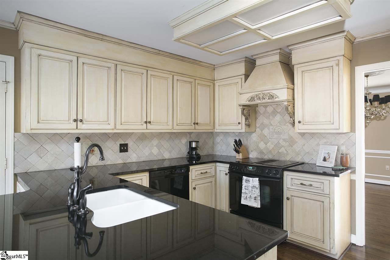 204 Water Mill Road Greer, SC 29650 - Photo 8 of 32 Gallery Image 8