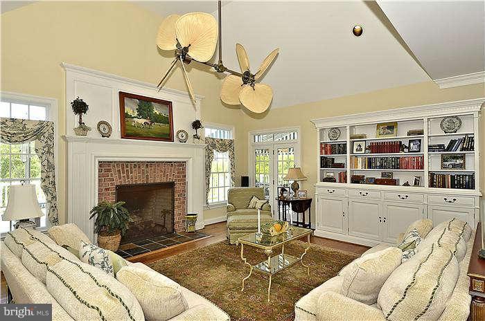 929 Western Road Cockeysville, MD 21030 - Photo 11 of 30 Family Room