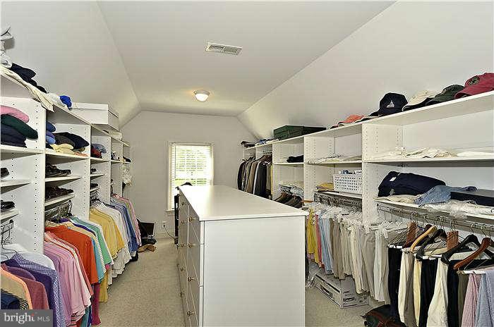 929 Western Road Cockeysville, MD 21030 - Photo 17 of 30 Bedroom (Master)