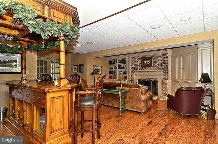 929 Western Road Cockeysville, MD 21030 - Photo 18 of 30 Interior (General)