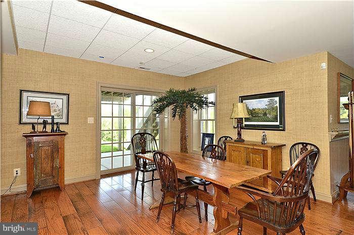929 Western Road Cockeysville, MD 21030 - Photo 21 of 30 Interior (General)