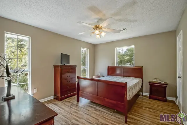 $234,900 | 25790 Oak Alley Drive, Holden, LA 70744