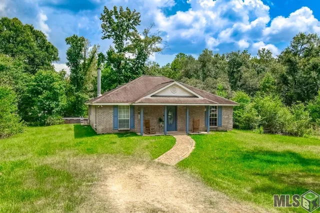 $234,900 | 25790 Oak Alley Drive, Holden, LA 70744