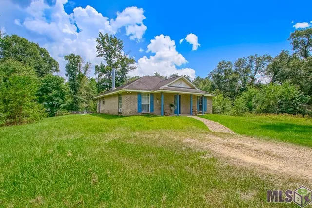 $234,900 | 25790 Oak Alley Drive, Holden, LA 70744