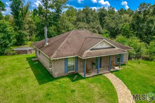 $234,900 | 25790 Oak Alley Drive, Holden, LA 70744