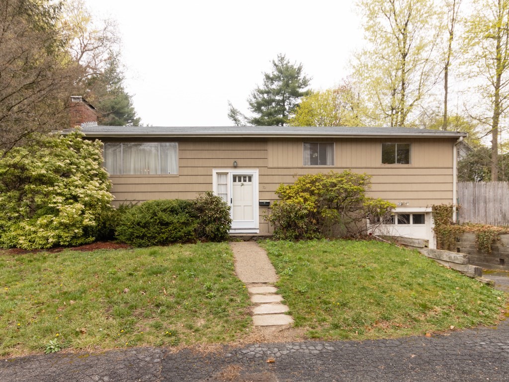 70 Spring Street Medfield, MA 02052 - Photo 2 of 39 Gallery Image 2