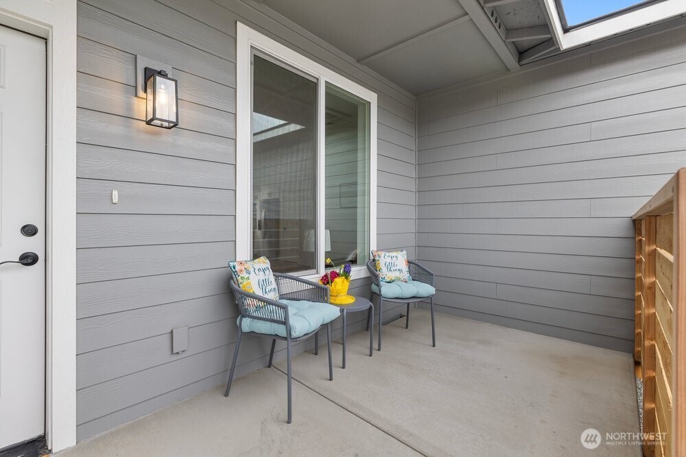 334 Spring Circle Mattawa, WA 99349 - Photo 24 of 40 a bench sitting in front of a door