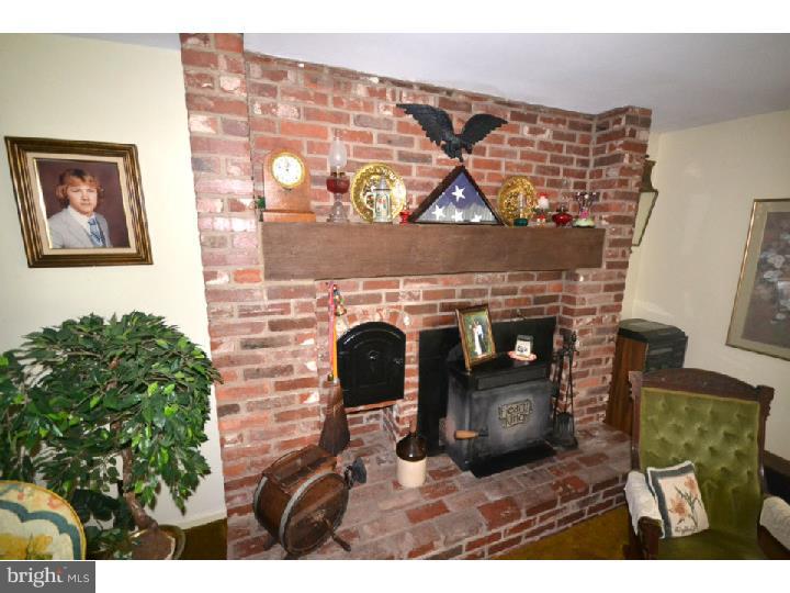 1040 Valley Road Telford, PA 18969 - Photo 6 of 14