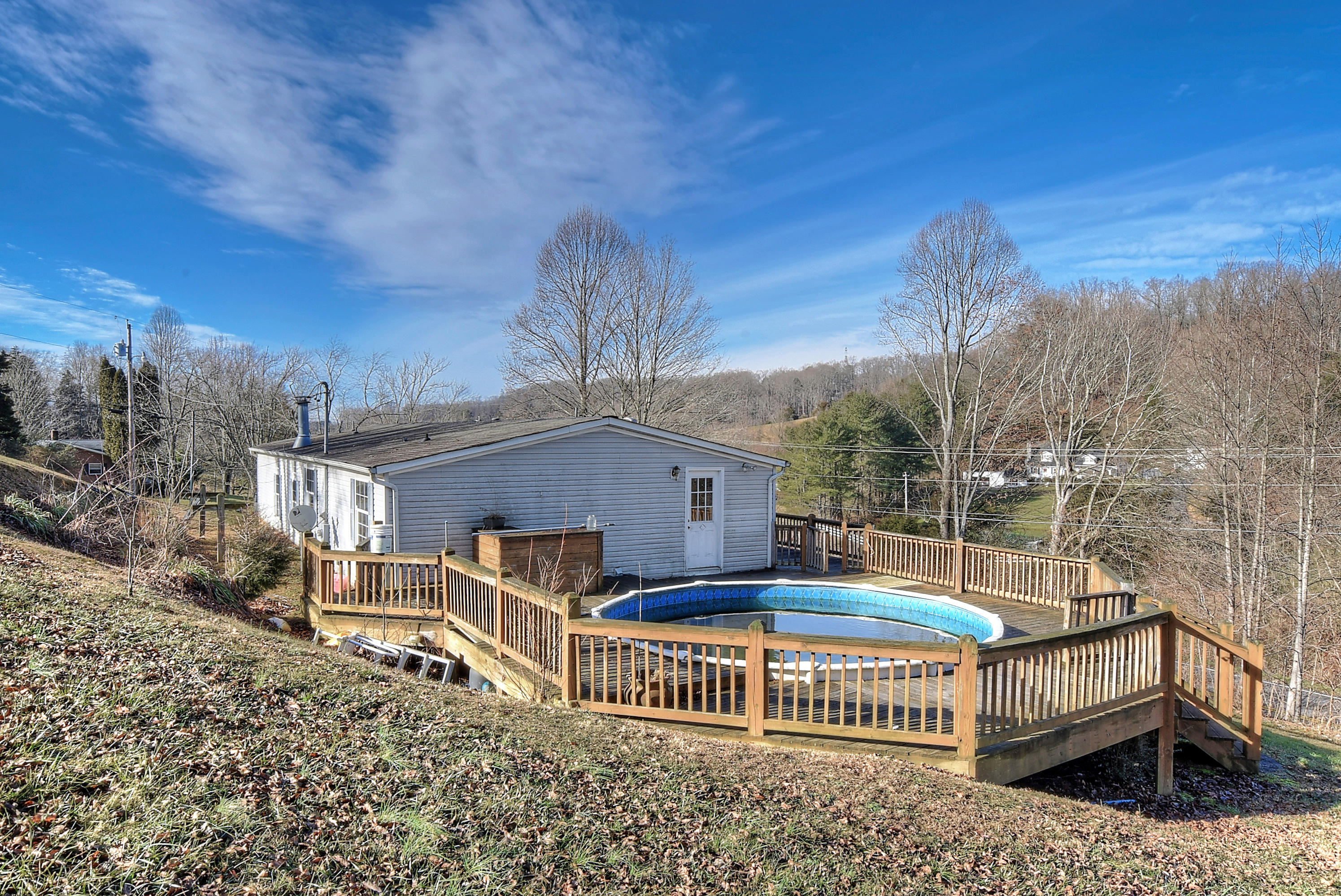 104 Bill Bennett Road Johnson City, TN 37604 - Photo 27 of 31 DSC_0127_8_9_1