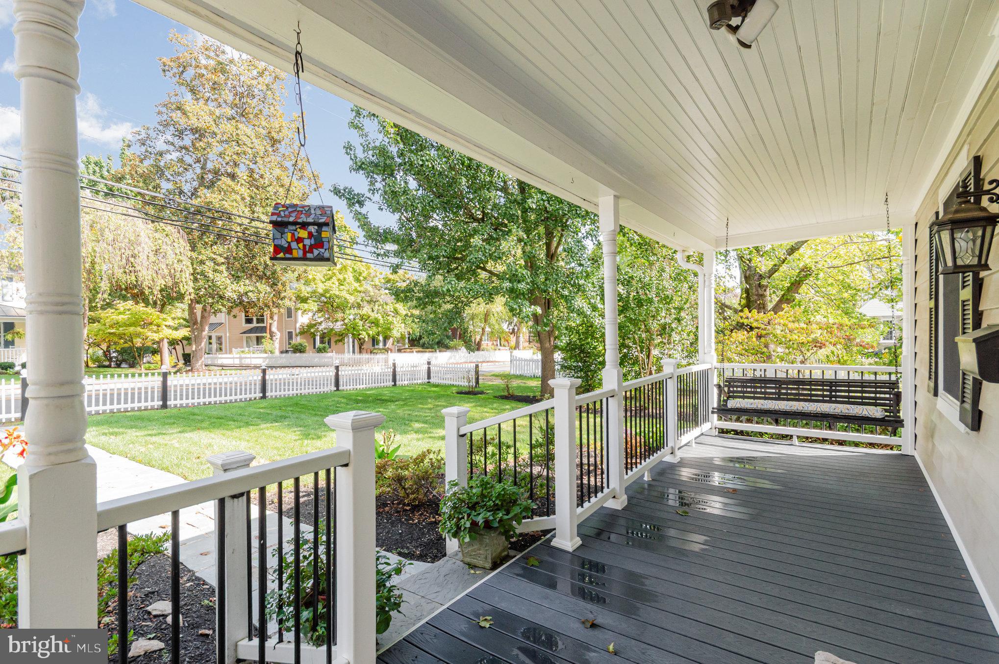 315 Edwards Ferry Road Northeast Leesburg, VA 20176 - Photo 6 of 29 Gallery Image 6