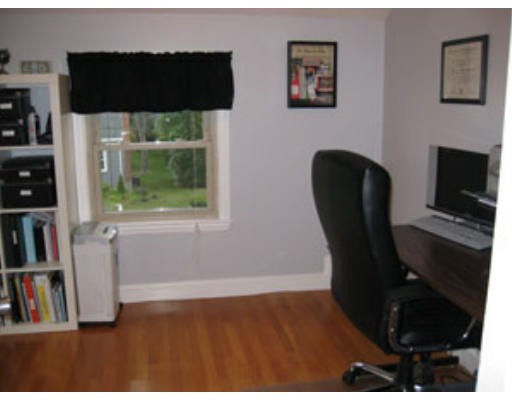 73 Shiretown Road Dedham, MA 02026 - Photo 12 of 20 Gallery Image 12