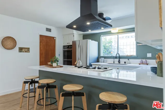 $1,450,000 | 946 Larker Avenue, Los Angeles, CA 90042