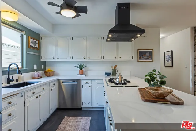 $1,450,000 | 946 Larker Avenue, Los Angeles, CA 90042