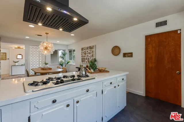 $1,450,000 | 946 Larker Avenue, Los Angeles, CA 90042