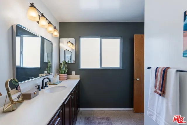 $1,450,000 | 946 Larker Avenue, Los Angeles, CA 90042