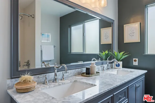 $1,450,000 | 946 Larker Avenue, Los Angeles, CA 90042