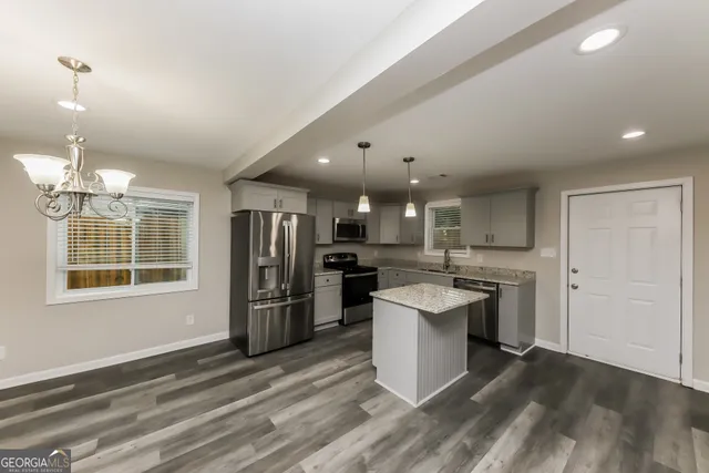 $2,200 | 3539 Meadowview Drive, Lithia Springs, GA 30122