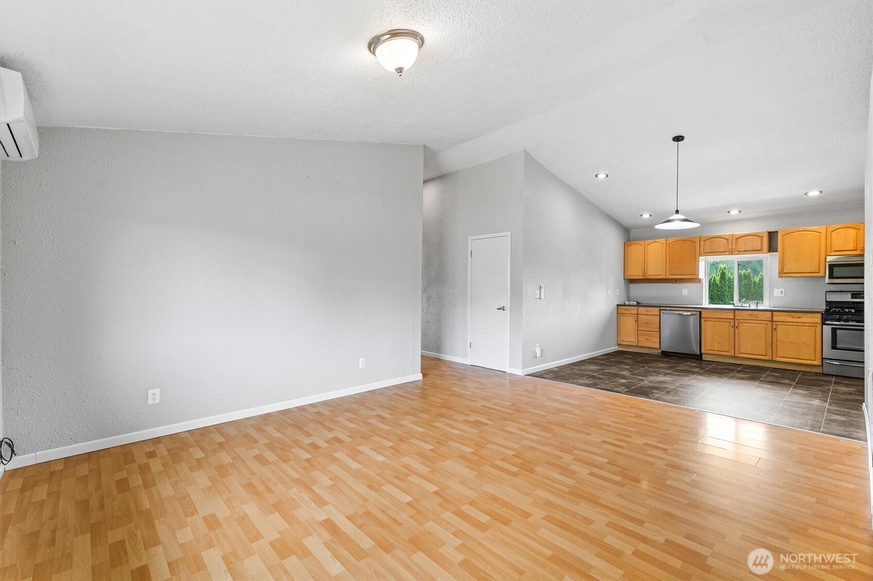 9090 Van Buren Road Everson, WA 98247 - Photo 28 of 38