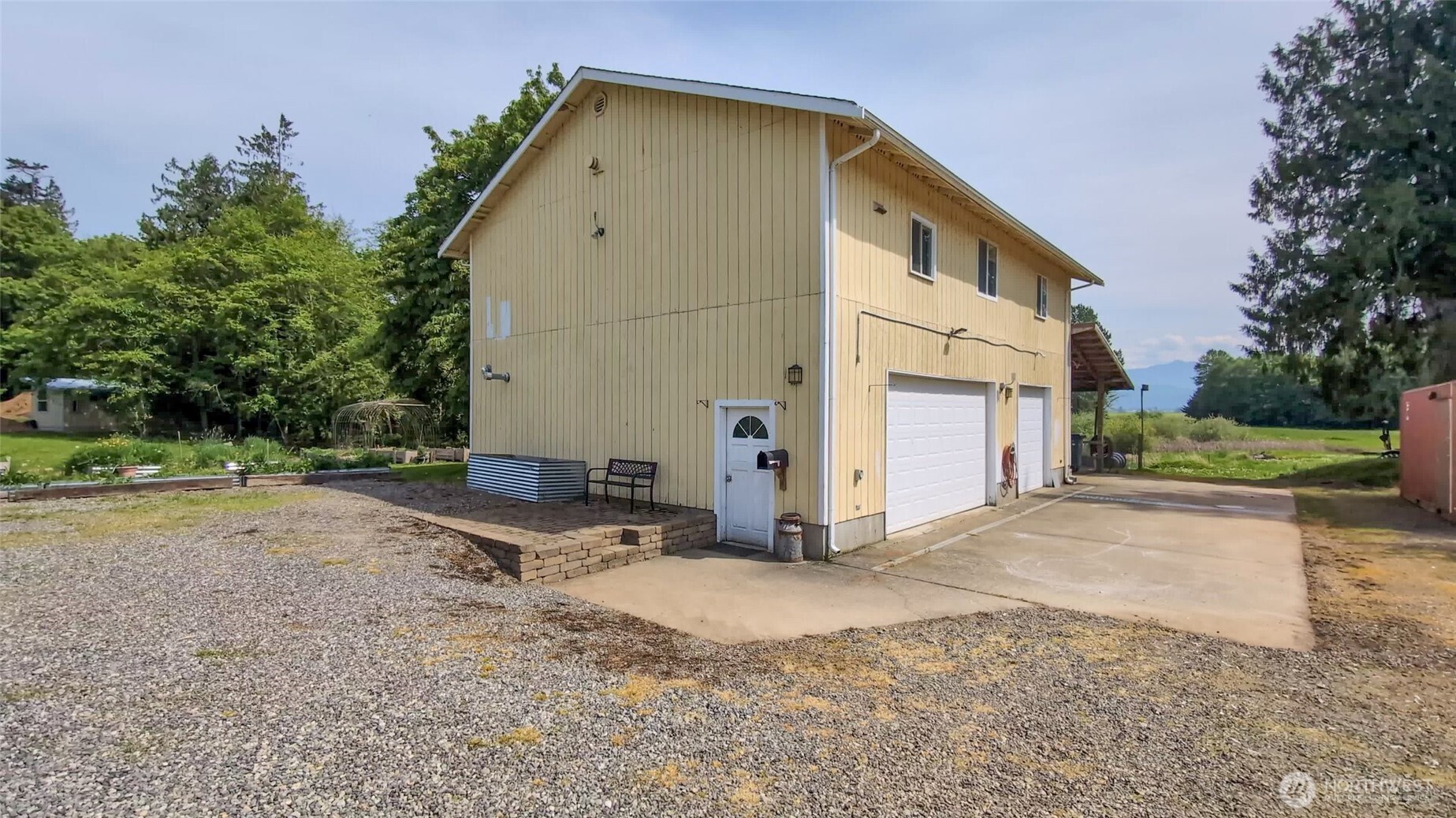 9090 Van Buren Road Everson, WA 98247 - Photo 3 of 38
