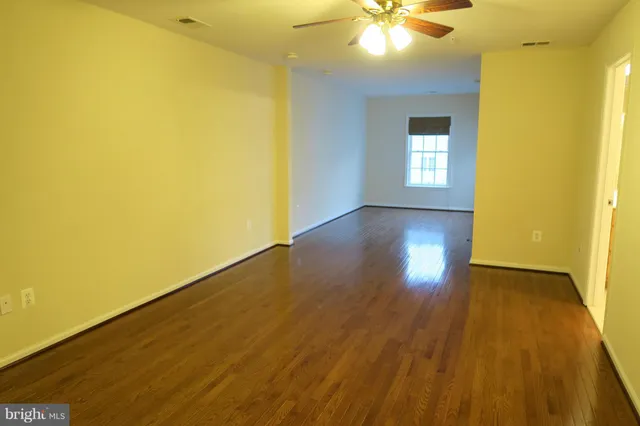 $3,990 | 725 Ridgemont Avenue, Rockville, MD 20850