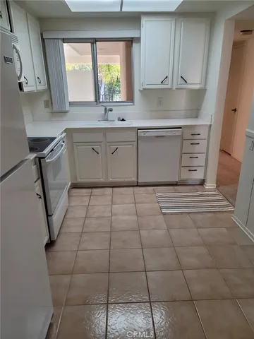 $3,395 | 2403 Via Mariposa West, Unit 3A, Laguna Woods, CA 92637