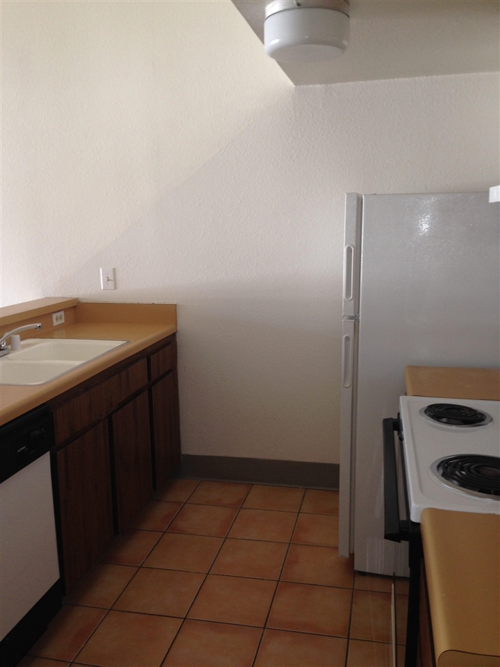 6275 Rancho Mission Road, Unit 318 San Diego, CA 92108 - Photo 3 of 8 Gallery Image 3