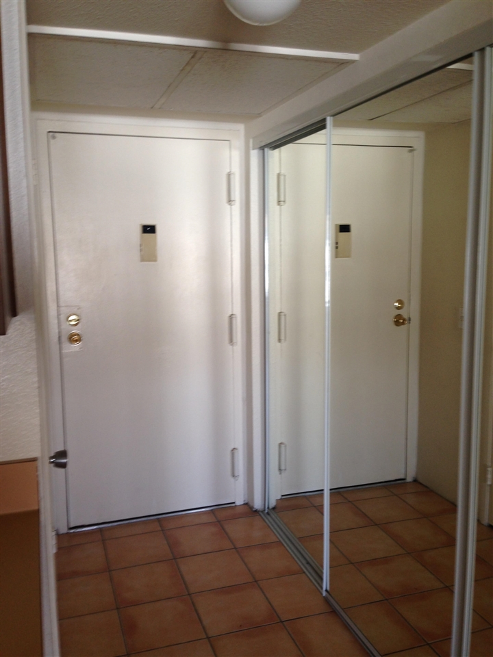 6275 Rancho Mission Road, Unit 318 San Diego, CA 92108 - Photo 4 of 8 Gallery Image 4