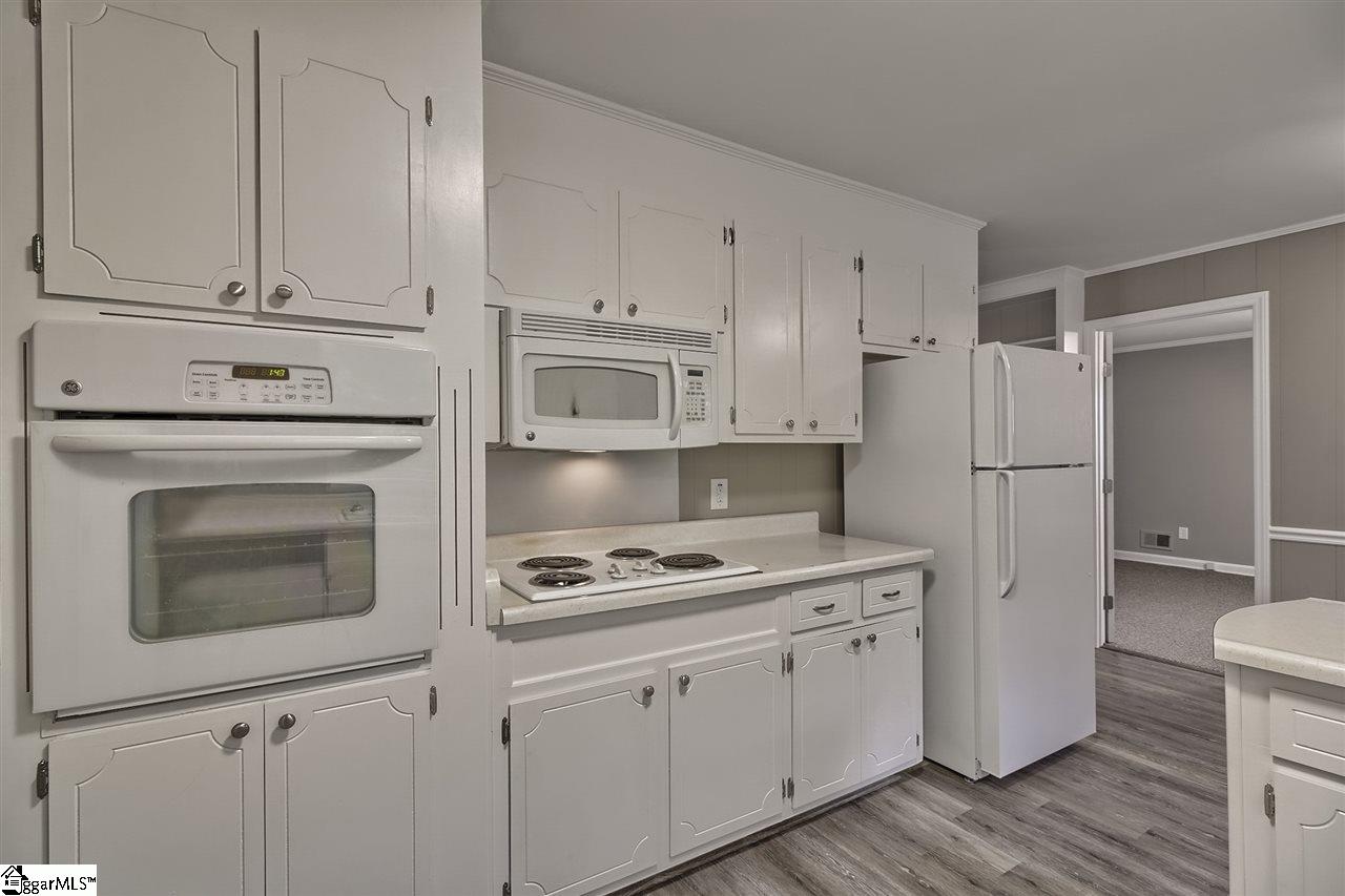 3130 Tigerville Road Travelers Rest, SC 29690 - Photo 9 of 29