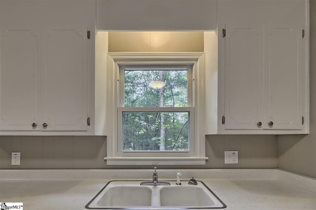 3130 Tigerville Road Travelers Rest, SC 29690 - Photo 10 of 29