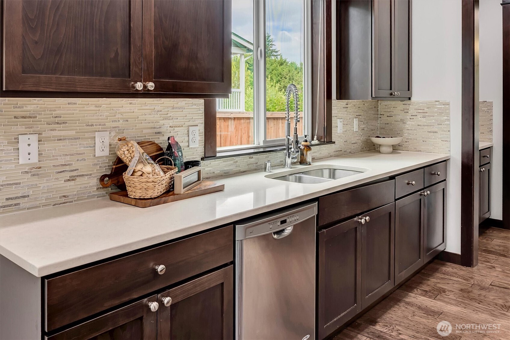 10125 Northeast 147th Street Bothell, WA 98011 - Photo 12 of 40