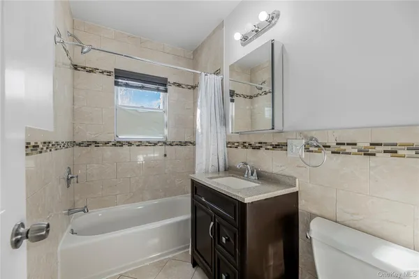 $4,500 | 1837 Wallace Avenue | Van Nest