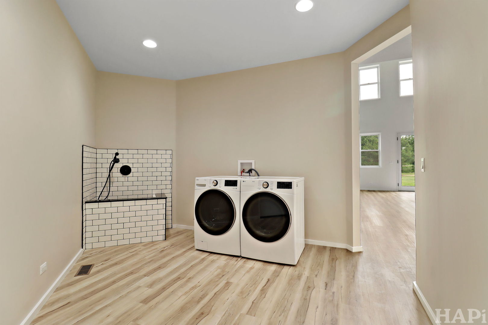 7304 Briar Drive Spring Grove, IL 60081 - Photo 20 of 50 a utility room with dryer and washer