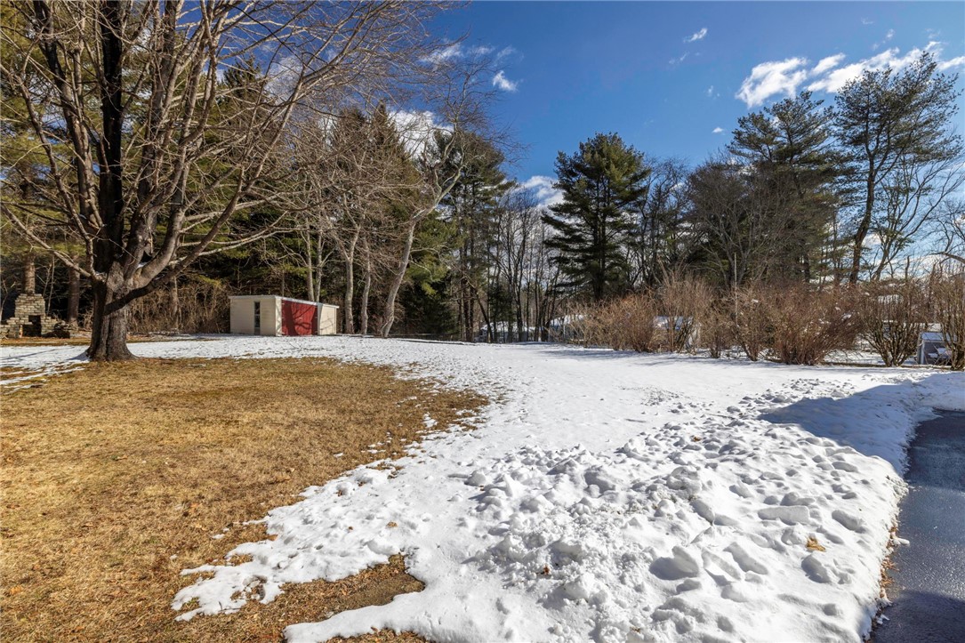 83 Hill Road Burrillville, RI 02830 - Photo 11 of 38