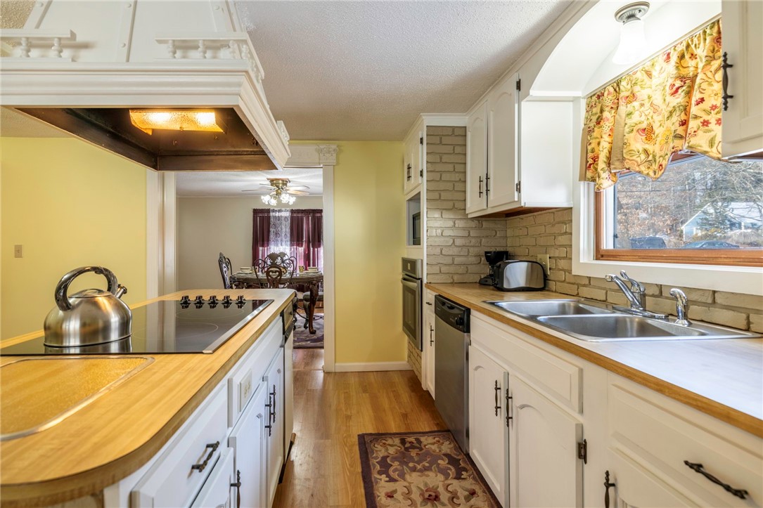 83 Hill Road Burrillville, RI 02830 - Photo 17 of 38