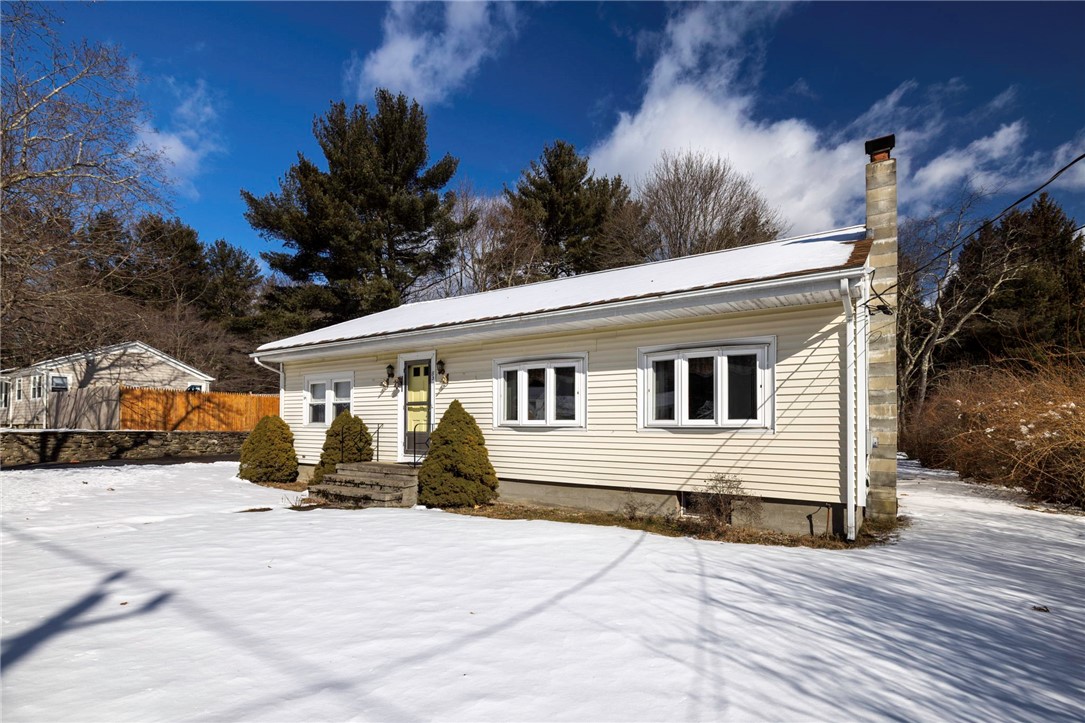 83 Hill Road Burrillville, RI 02830 - Photo 2 of 38