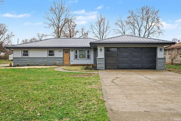$349,900 | 28880 County Road 16, Elkhart, IN 46516