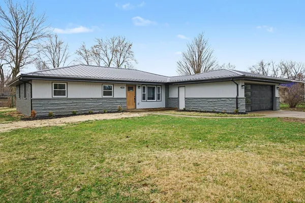 $349,900 | 28880 County Road 16, Elkhart, IN 46516