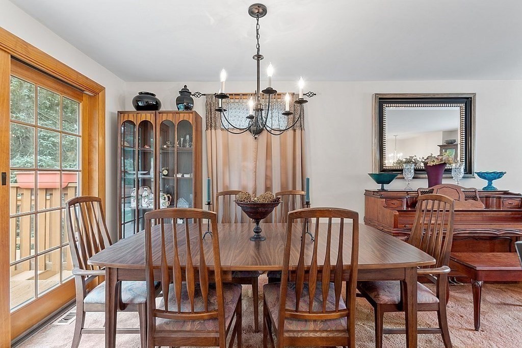 40 Harjean Road Billerica, MA 01821 - Photo 5 of 24