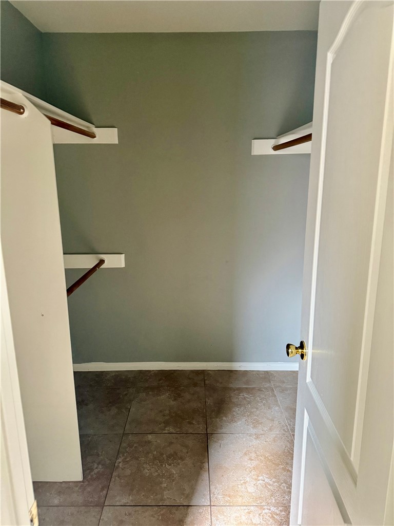 372 Via Capri Hemet, CA 92545 - Photo 21 of 27 a view of room