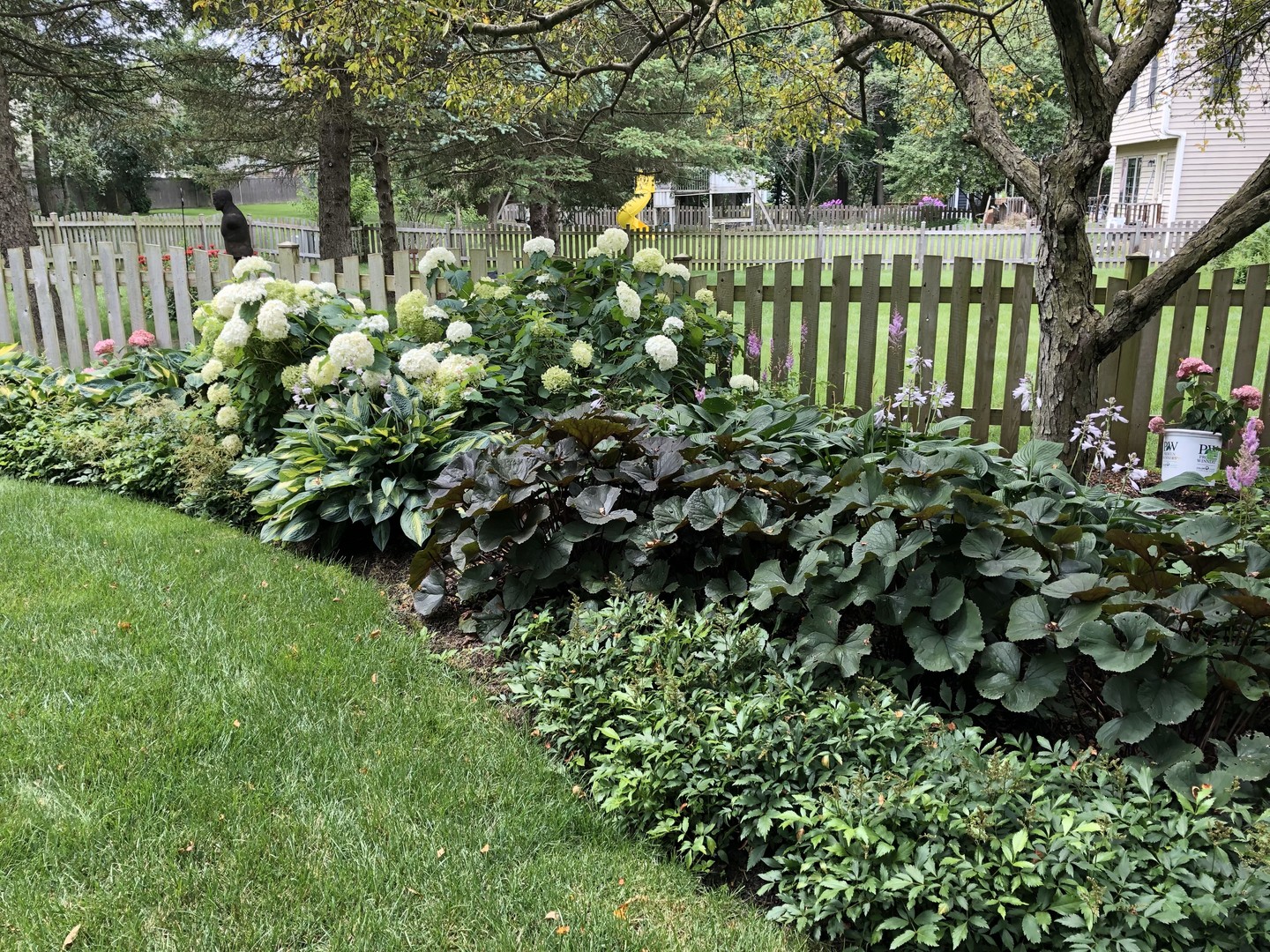 4763 Middle Road Gurnee, IL 60031 - Photo 42 of 47 a view of a flower in a garden