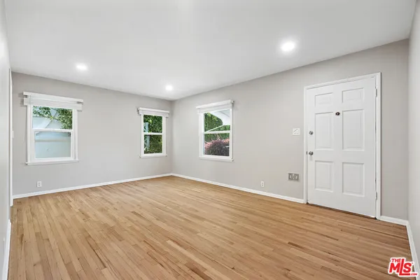 $5,350 | 815 Crestmoore Place, Venice, CA 90291