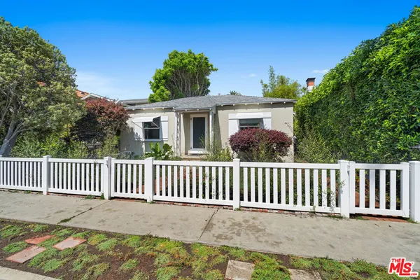 $5,350 | 815 Crestmoore Place, Venice, CA 90291